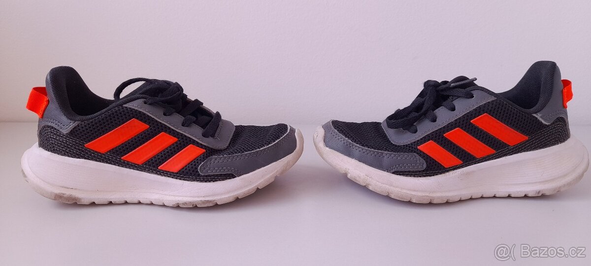Tenisky, botasky, zn. Adidas, vel. 30 - 2