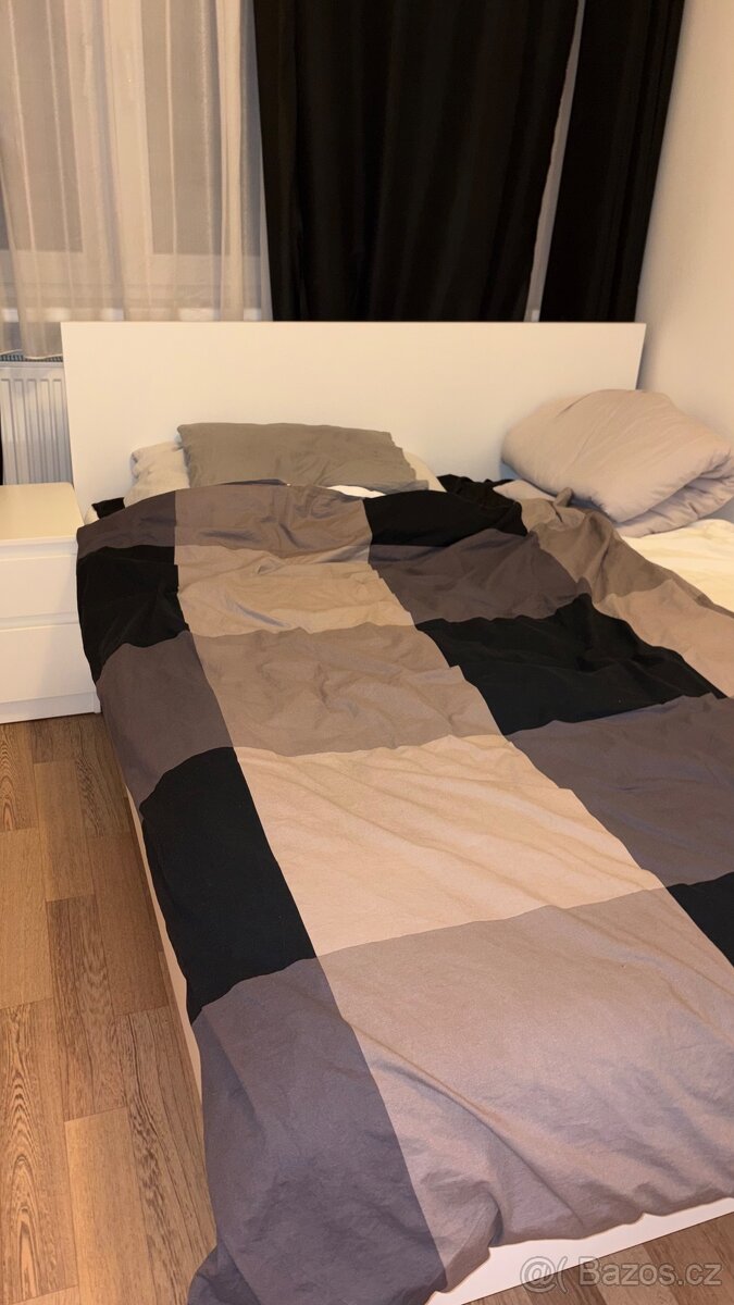 Dvoulůžková postel 160x200 cm - 2