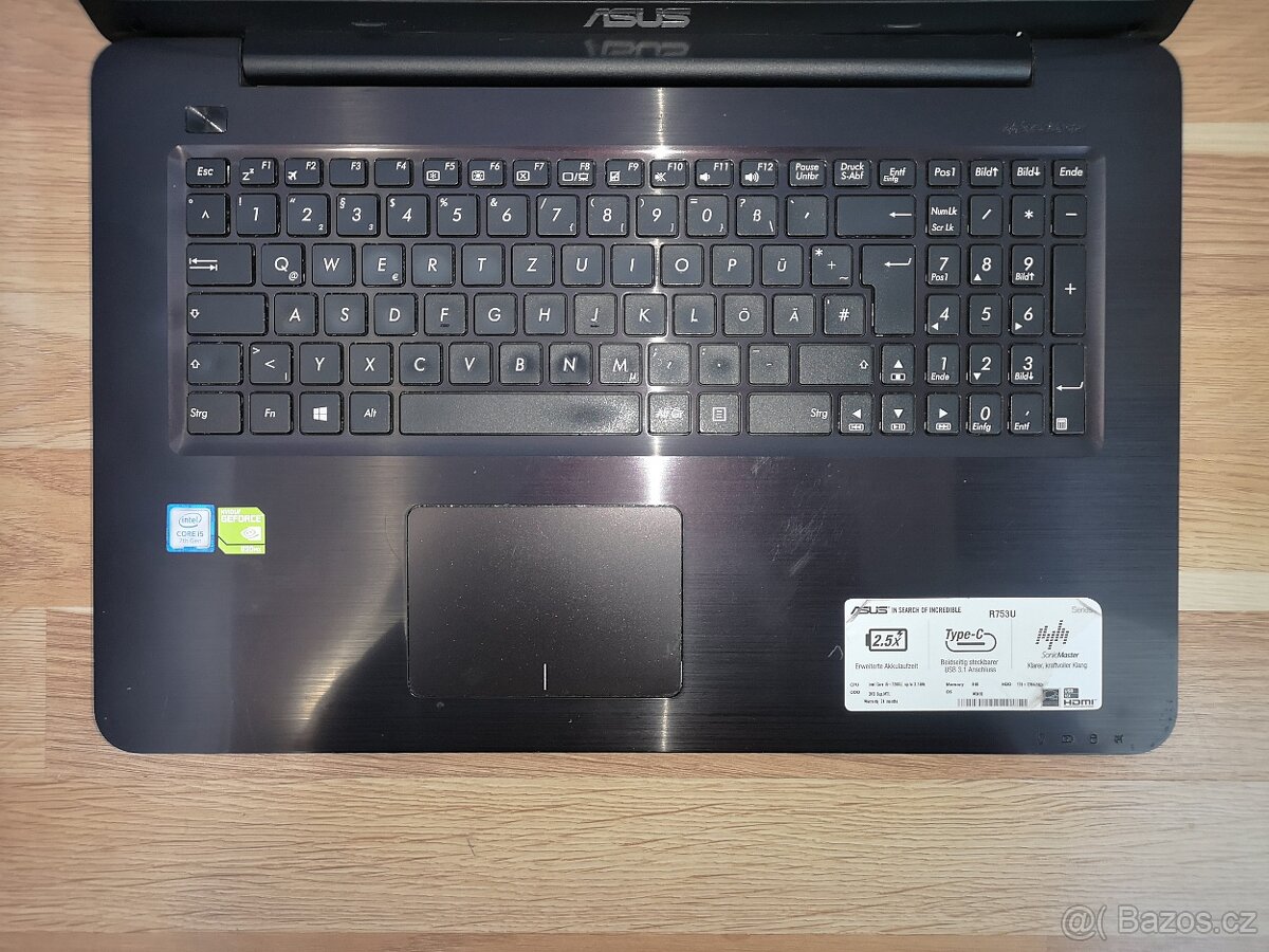 17,3" notebook Asus R753U, 2 GB grafika - 2