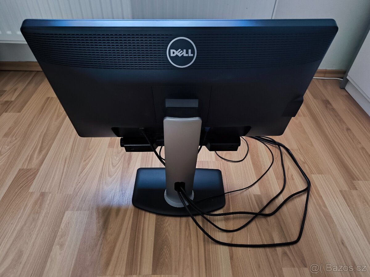 24" Monitor DELL 2412Hb s reproduktorem AX510 - 2