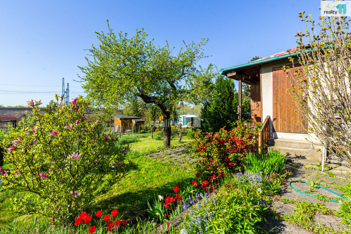 Prodej chaty, 18 m2 a zahrady 418 m2 - 2