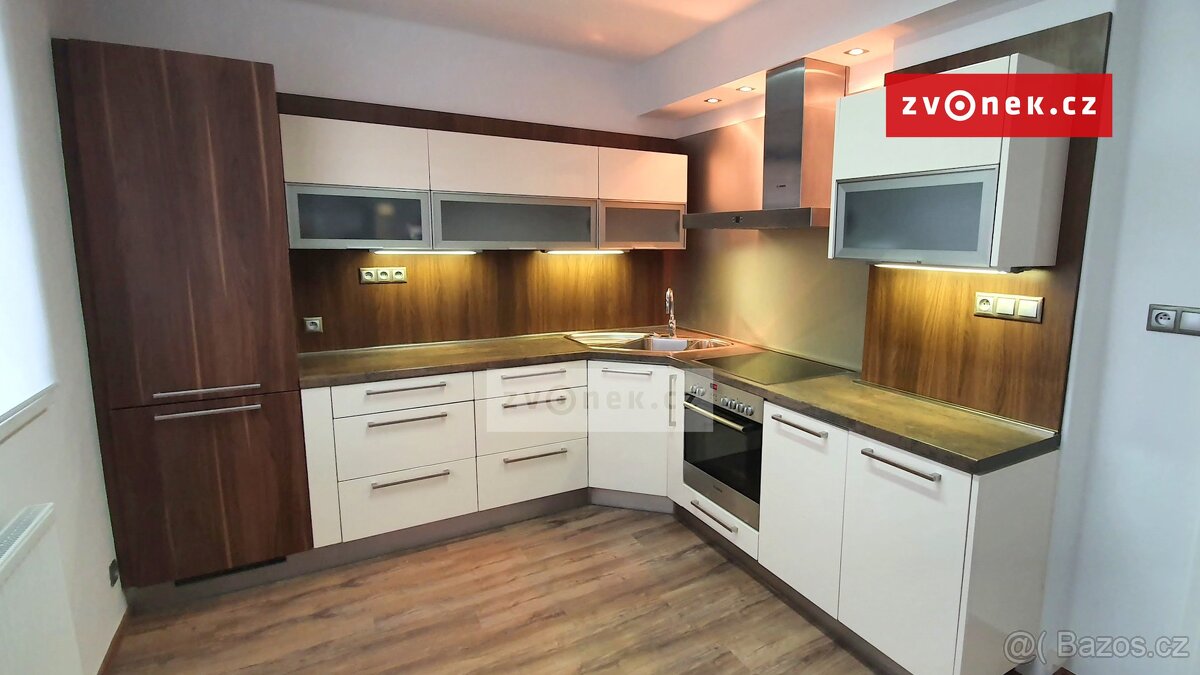 1/2 rodinného domu Zlín - Kostelec, po kompletní rekonstr... - 2