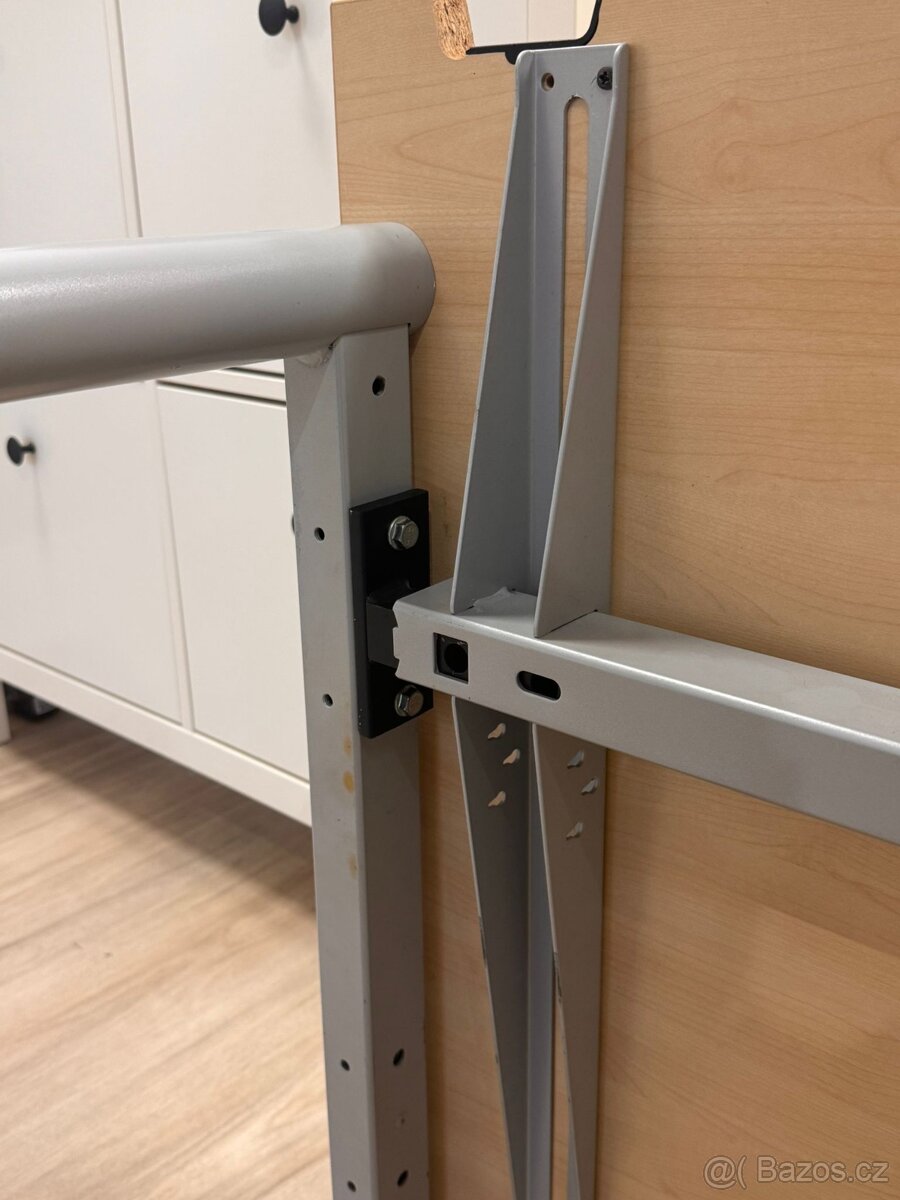 Prodám kancelářská stůl - 2