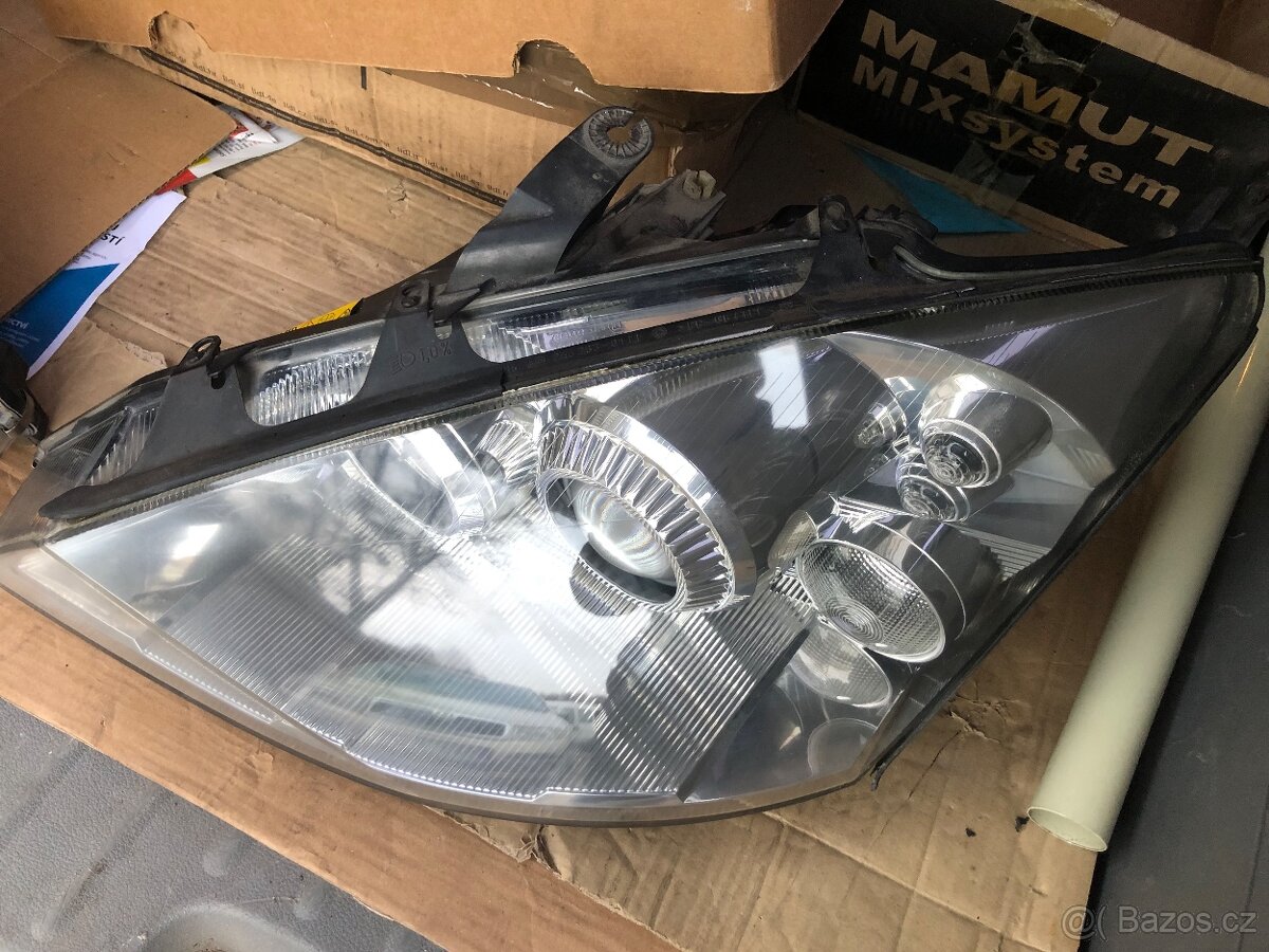 XENONY FORD FOCUS 1 Original - 2