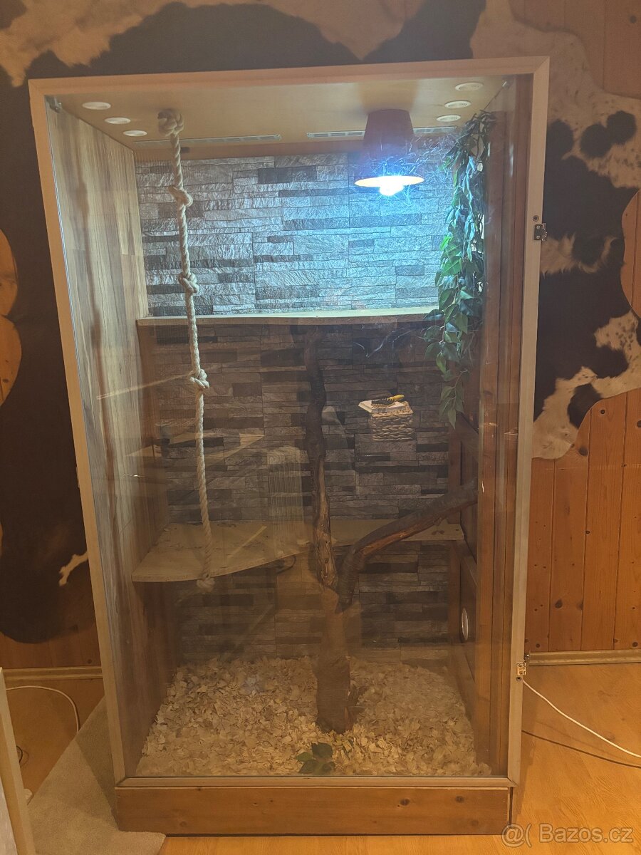 Rezervace Terárium velké, v:180cm, h:60cm, š103cm - 2