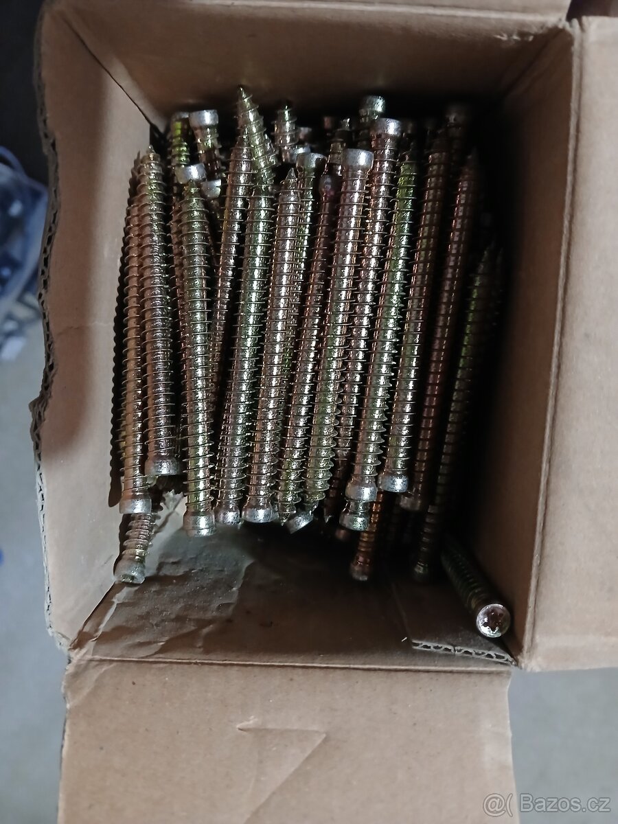 Okenní turbo šroub - 7,5x82 a 7,5x72 - 2