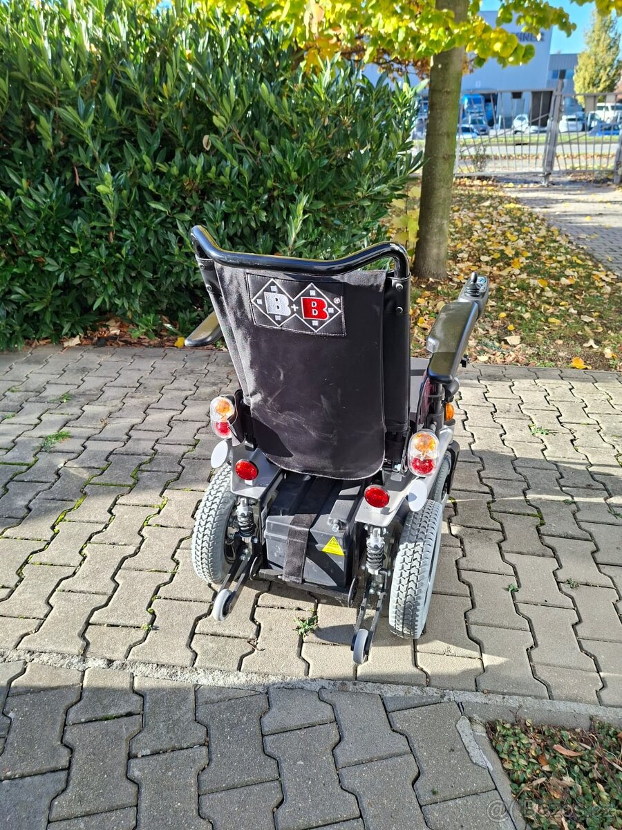 Elektrický invalidní vozík B+B Terra - 2