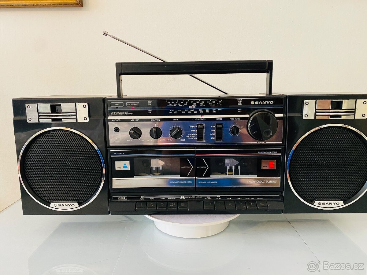 Radiomagnetofon Sanyo M W170l, rok 1987 - 2