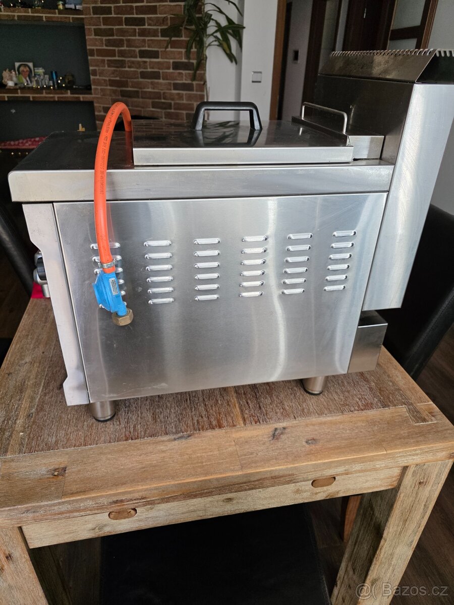 Plynová profi friteza. Model GF-71A - 2