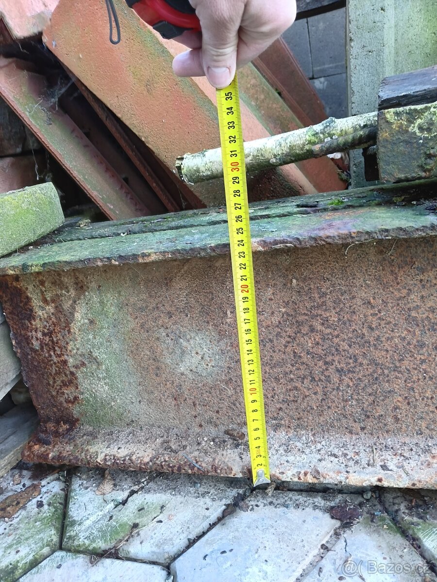 Ocelový profil - traverza - nosník I č. 240 - 2