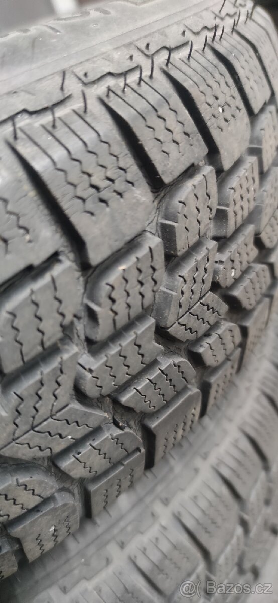 Použité pneu - 2