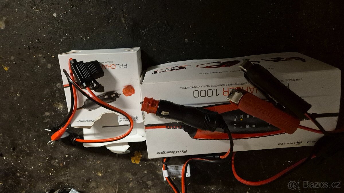 Nabíječka auto moto baterii - 2