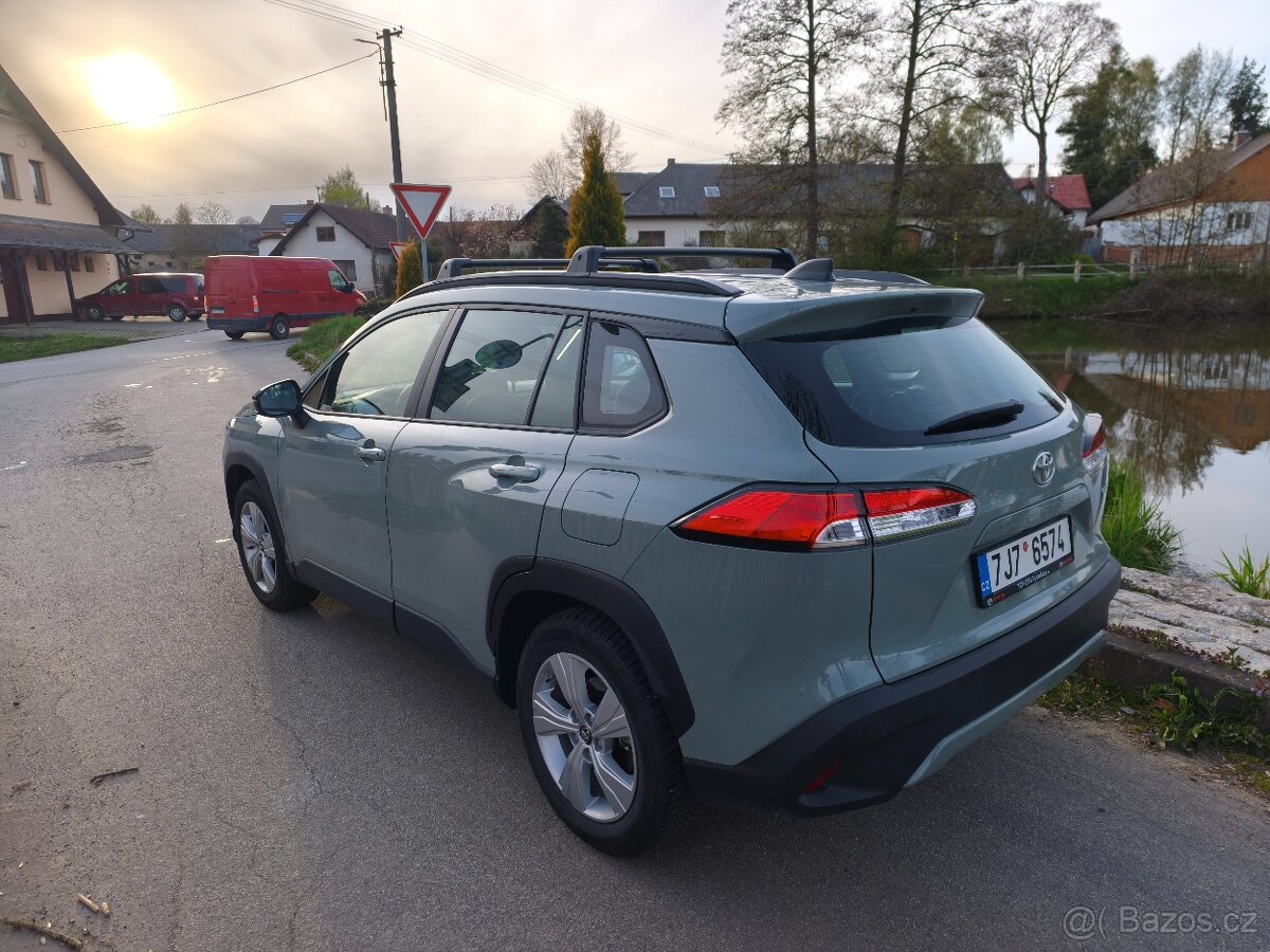 Toyota Corolla Cross - 2