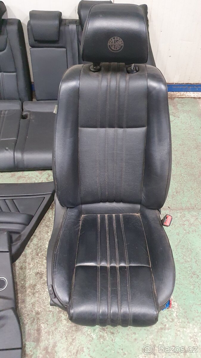 Jednotlivé časti koženého interiéru Alfa 159 SW - 2