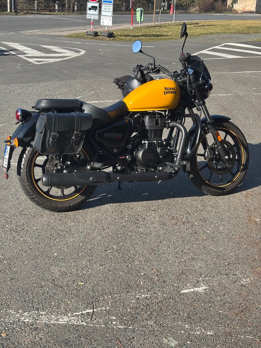 Royal Enfield Meteor 350 - 2