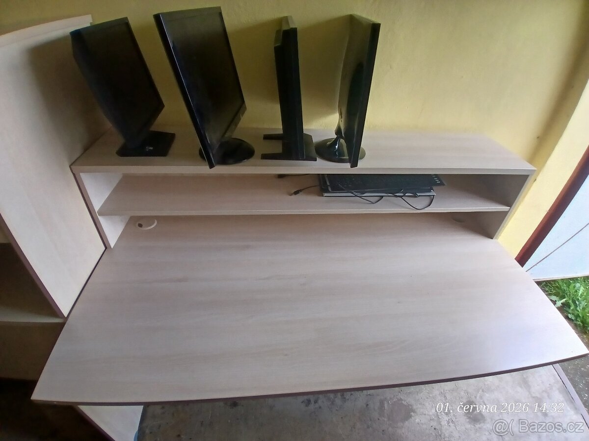 Kancelářské stoly - 2