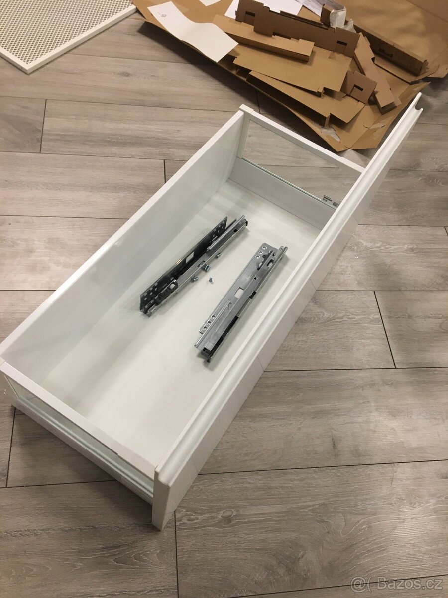 Zásuvka Ikea MAXIMERA s čelem VOXTORP - 2