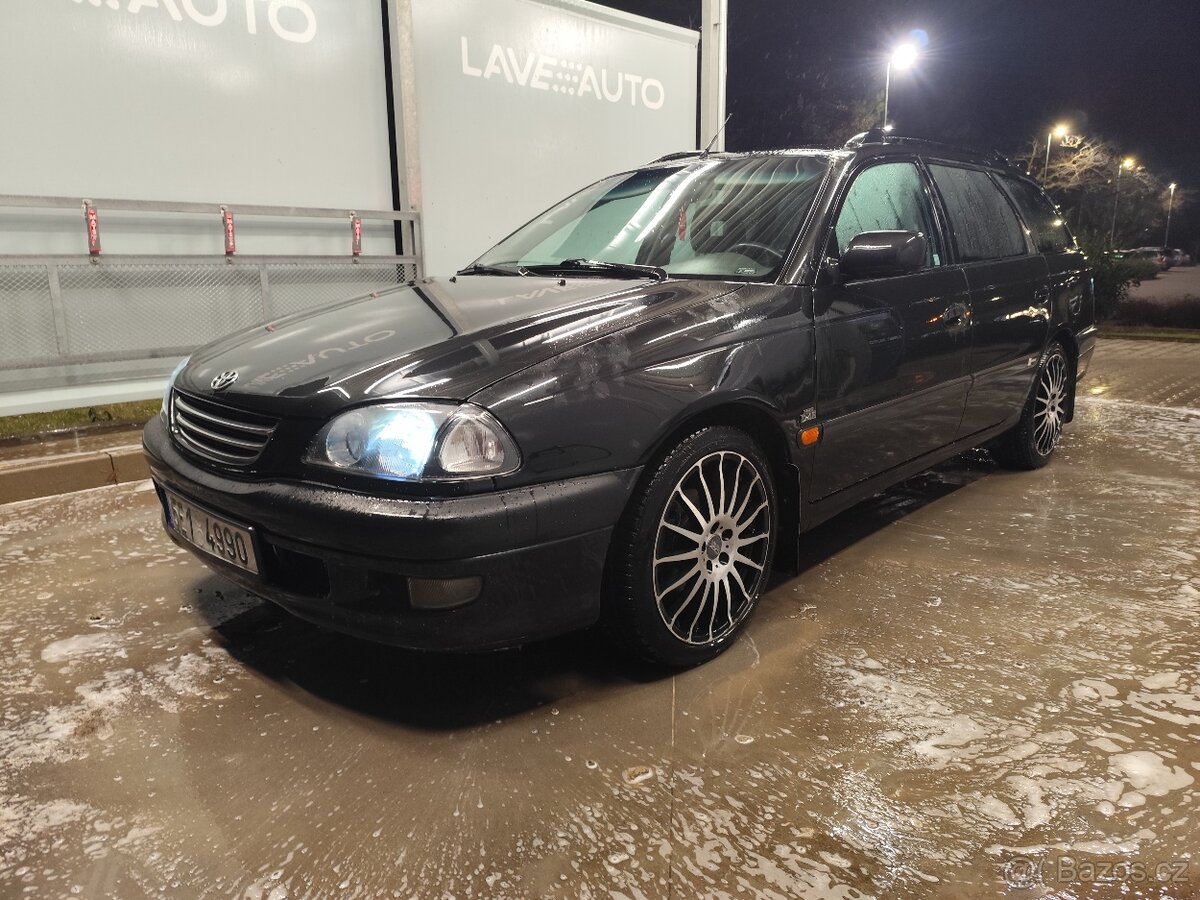 Avensis t22,D4d combi - 2