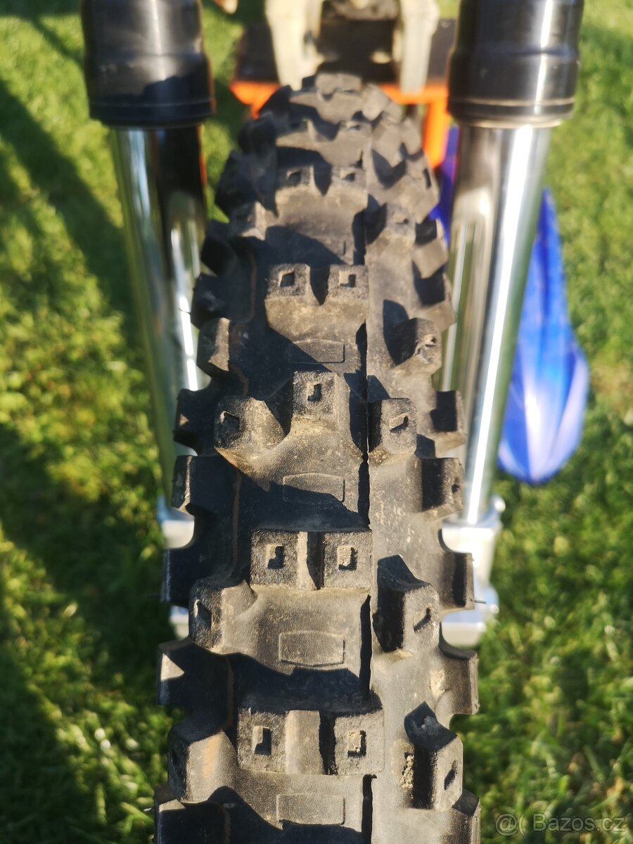Rám Yamaha YZ 450f, r. v. 2012, na stavbu elektro.