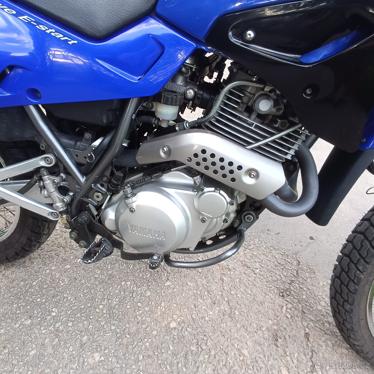 YAMAHA XT600e