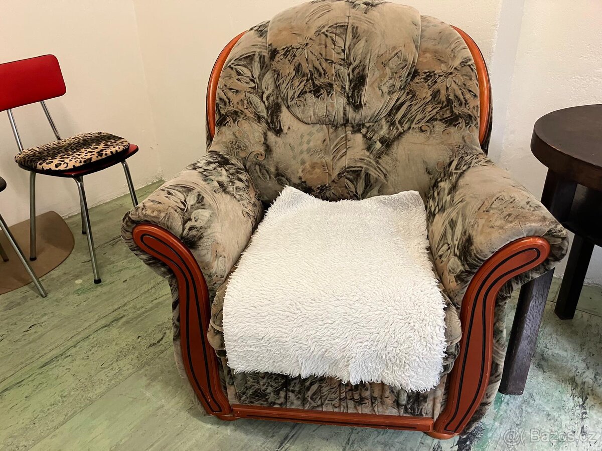 pohodlná pevná křesla - 2 ks - 2