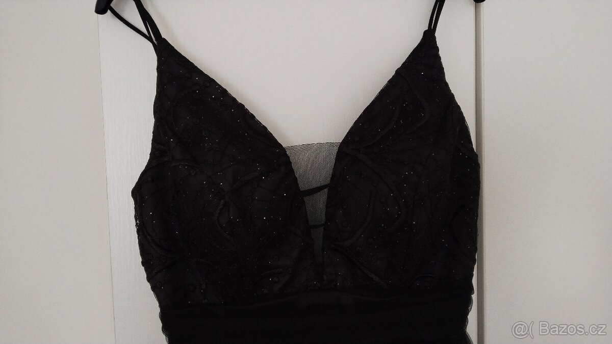 Černé plesové šaty - 2