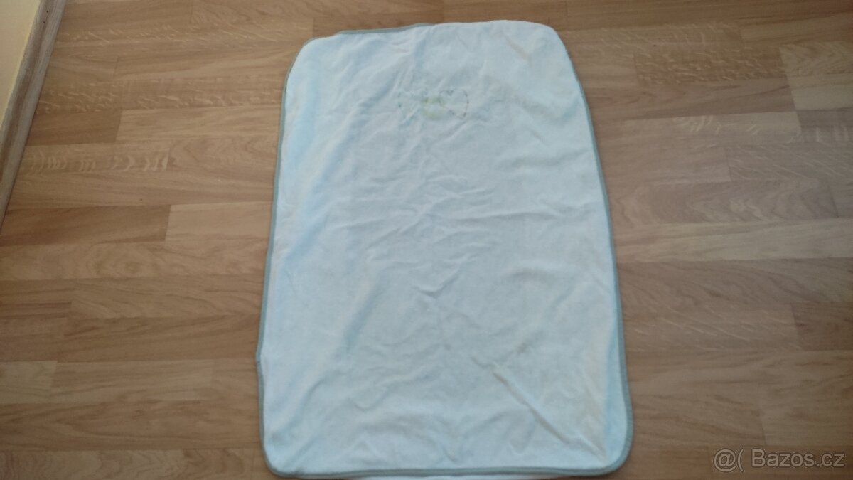 Chránič přebalovací podložky - 2