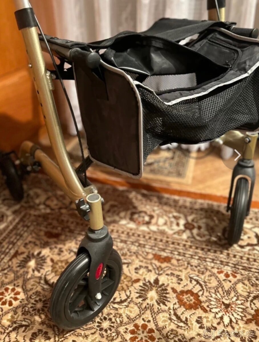 Chodítko pro seniory - 2