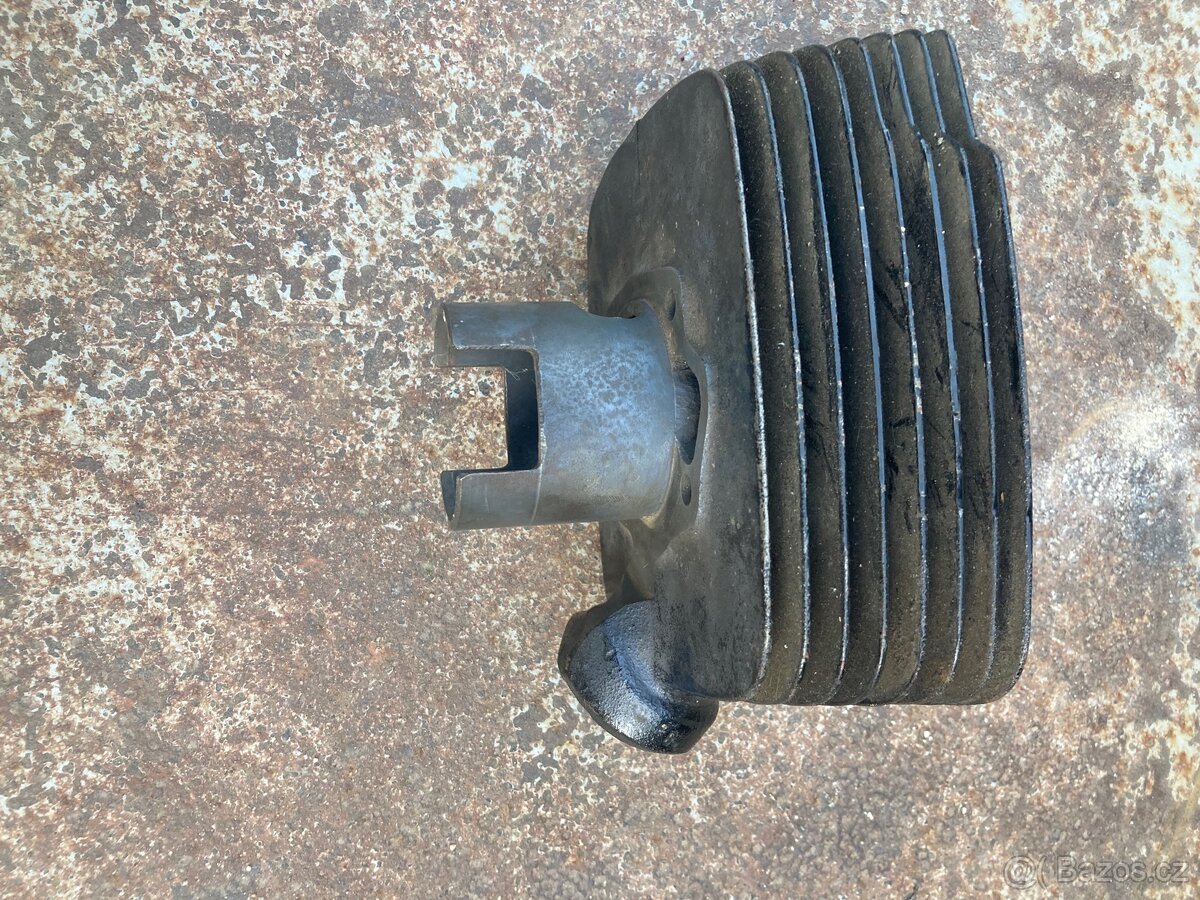 Válec ČZ 175/477 - 2