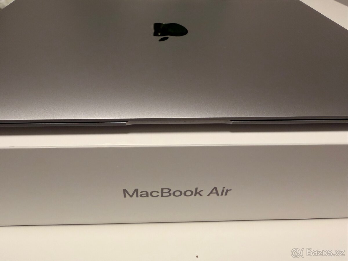 Macbook Air 13 8GB SD RAM 128 GB SDD disk - 2