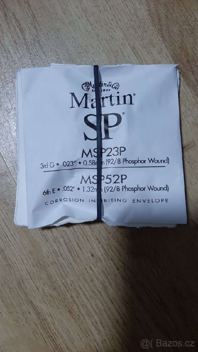 Struny na kytaru. - 2