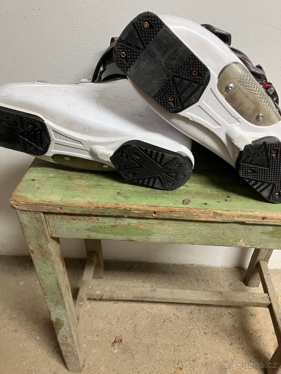 Prodám lyžařské boty lyžáky Head vel 44 - 2
