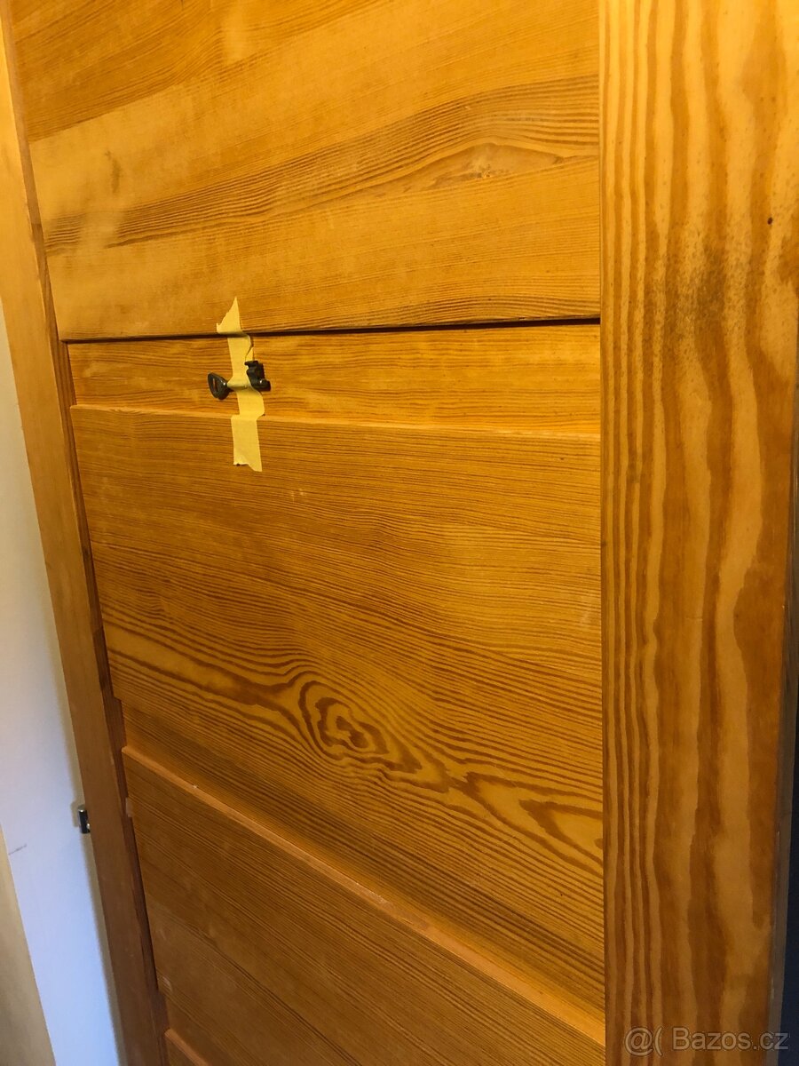 Masivní smrkové dveře - 2