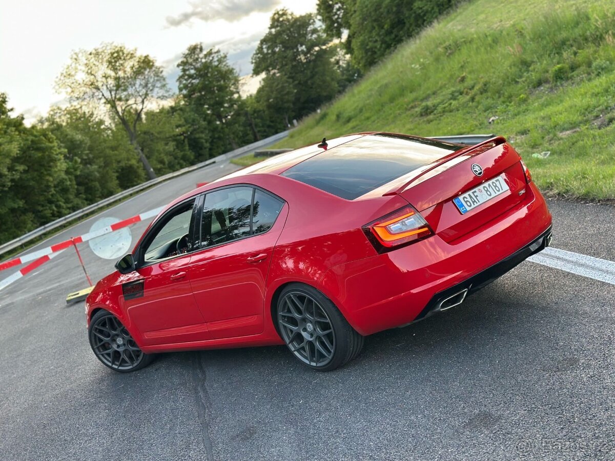 Skoda Octavia 3 rs facelift - 2
