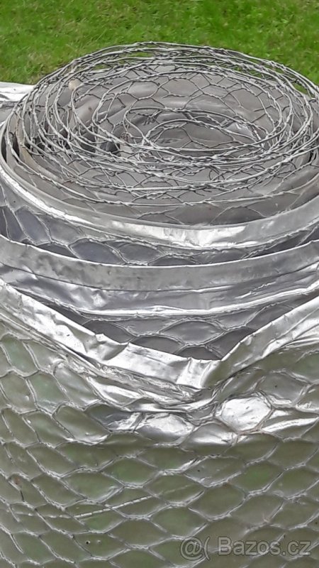 Ochranná folie na kmeny stromů. - 2