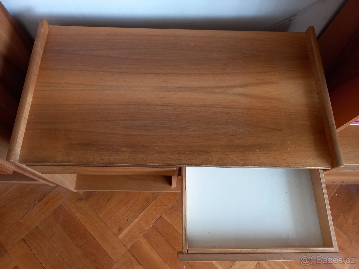 Televizní stolek - 2