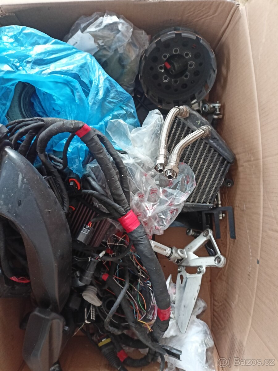 Ducati 1098 S na nd.. - 2