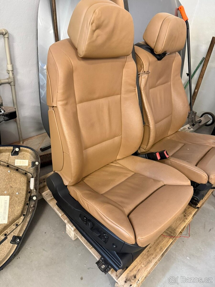 Komfortní sedačky BMW E61 - 2