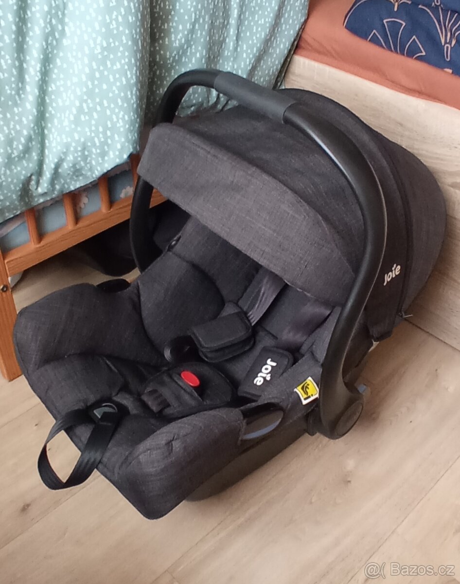 Autosedačka Joie + isofix - 2