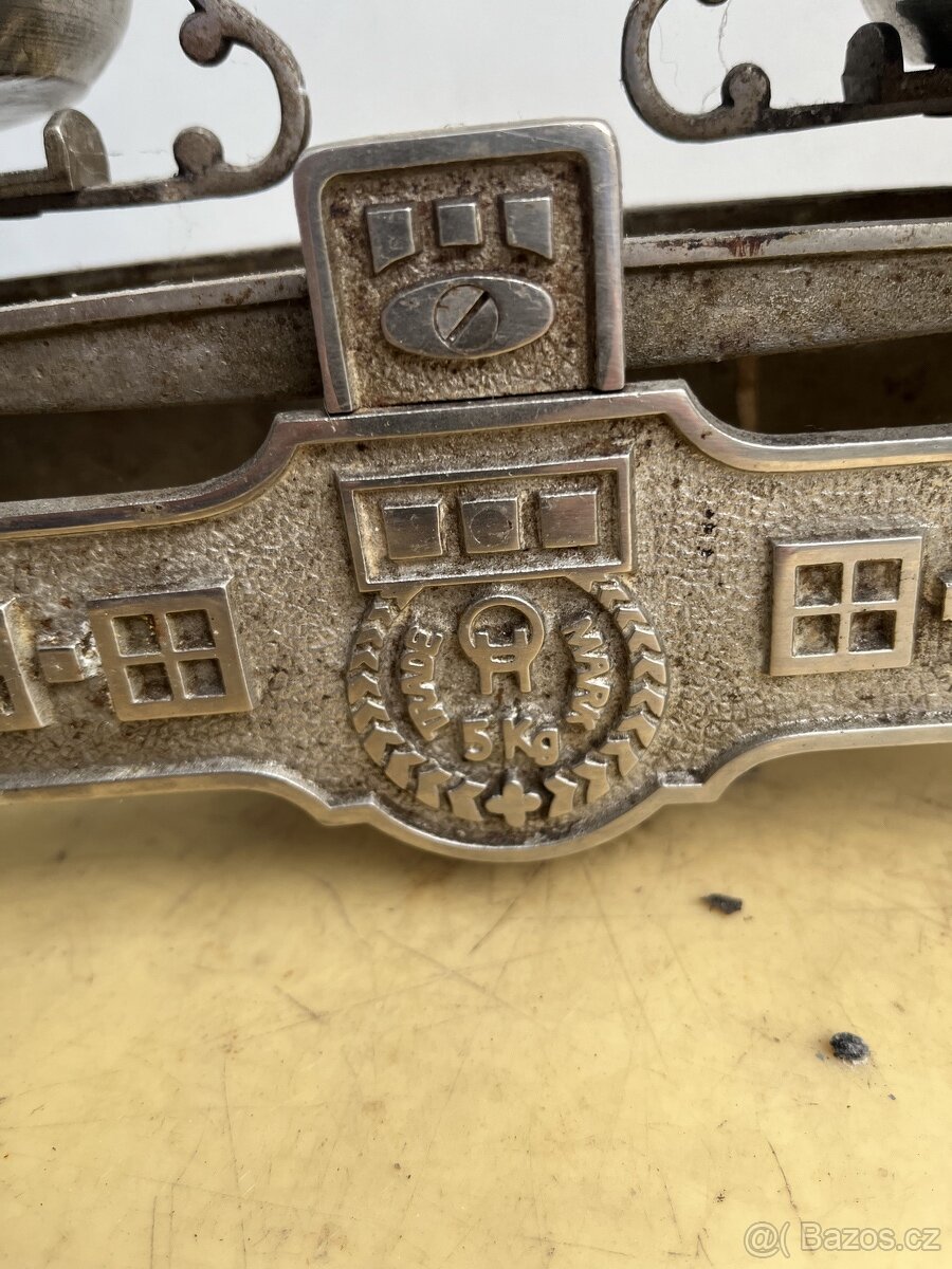 Staré kuchyňské váhy - 2