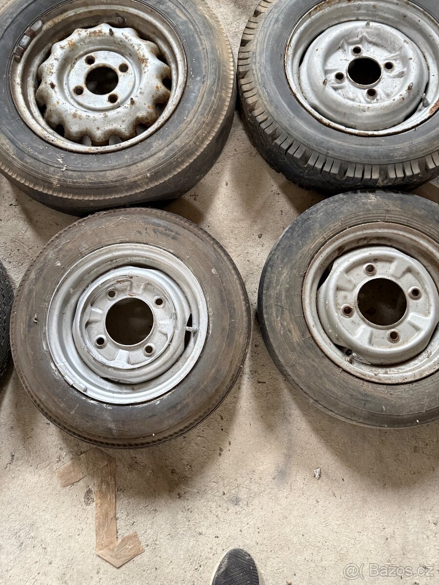 Disky Spartak, trabant - 2