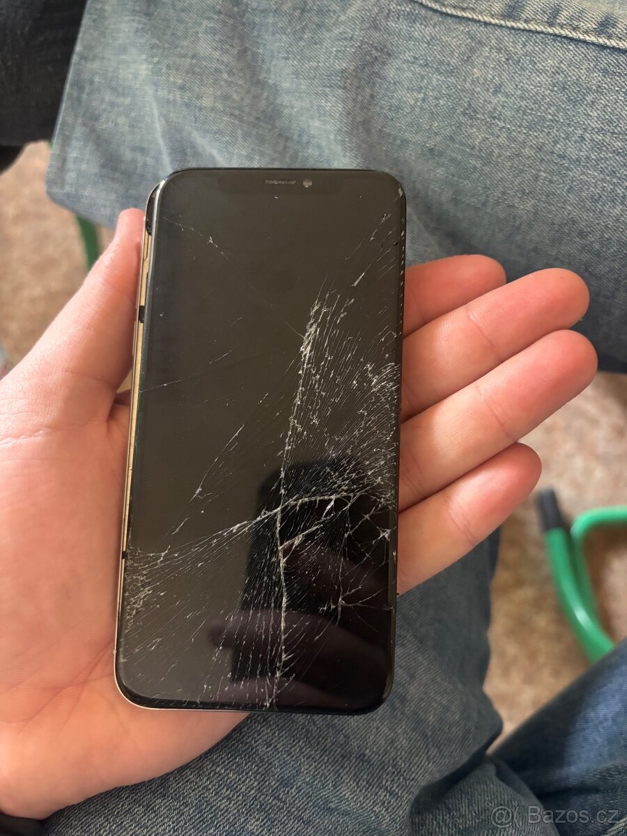 IPhone X na díly - 2