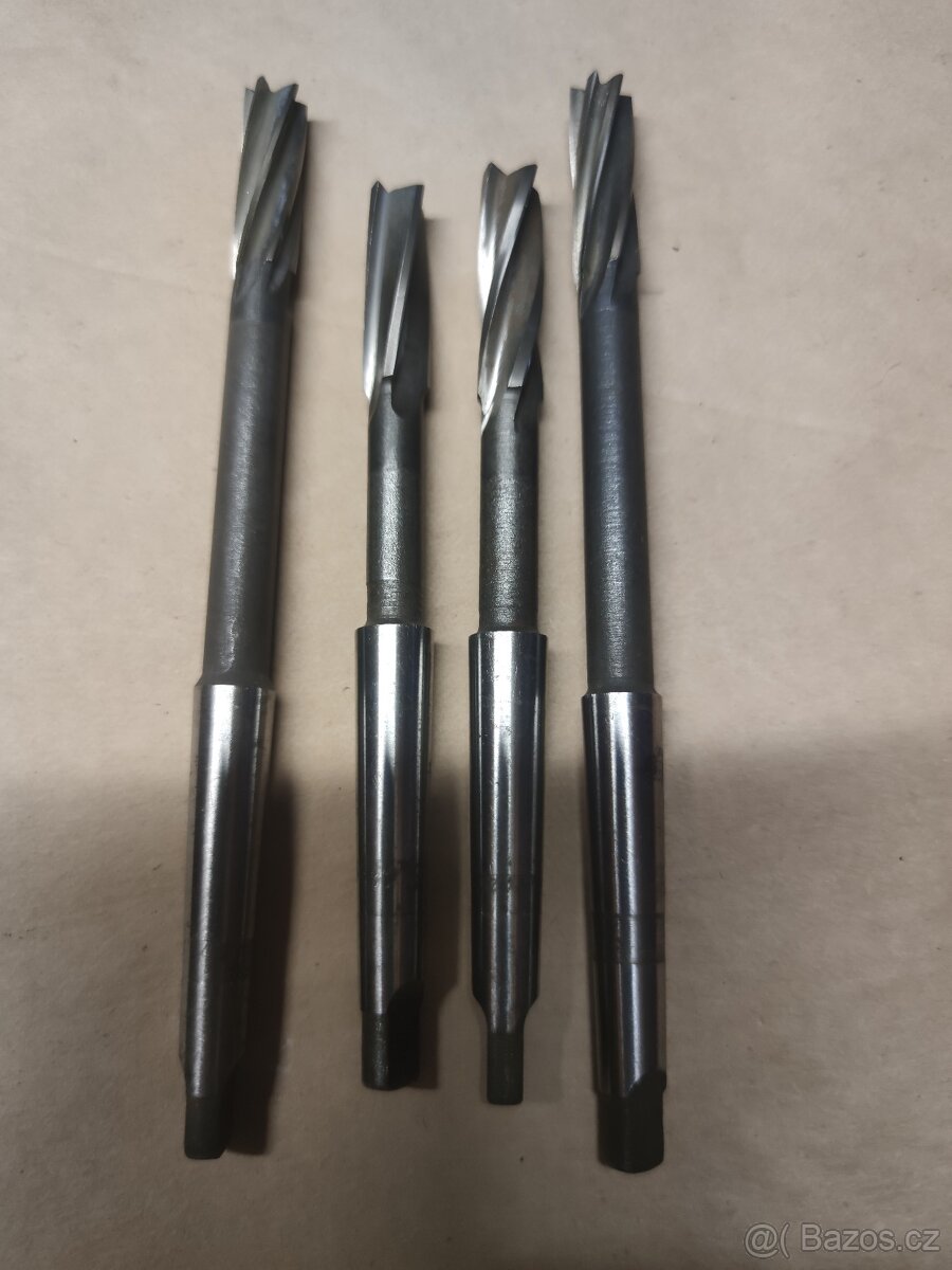 Výhrubníky, frézy - 2