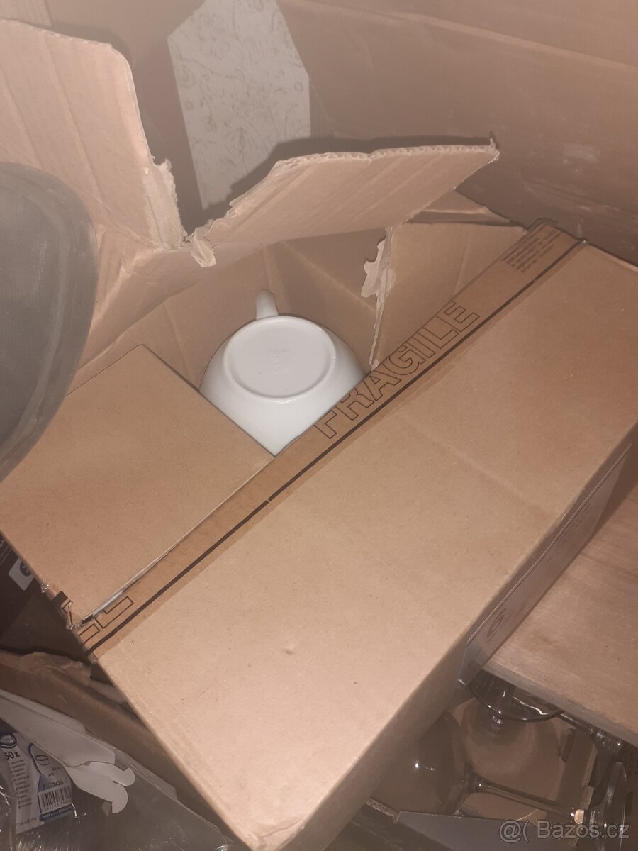 Vybavení do kavárny - 2