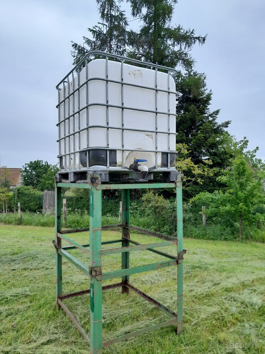 Podstavec pod IBC - 2