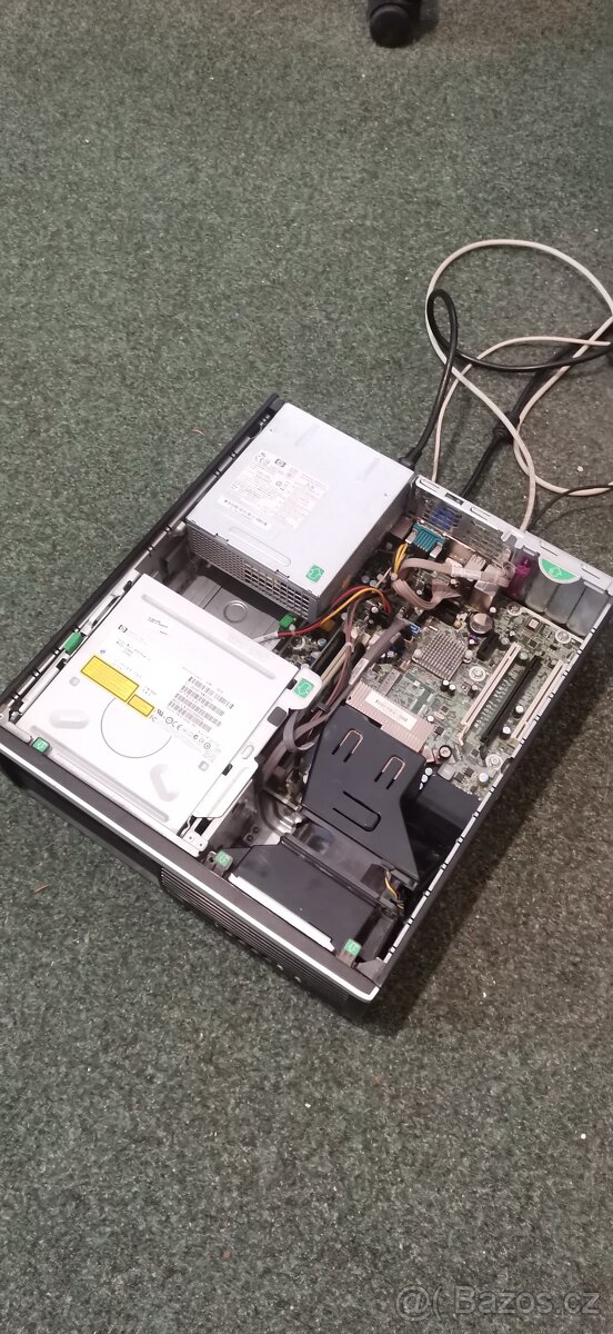 HP Compaq 8100 Elite SFF - 2
