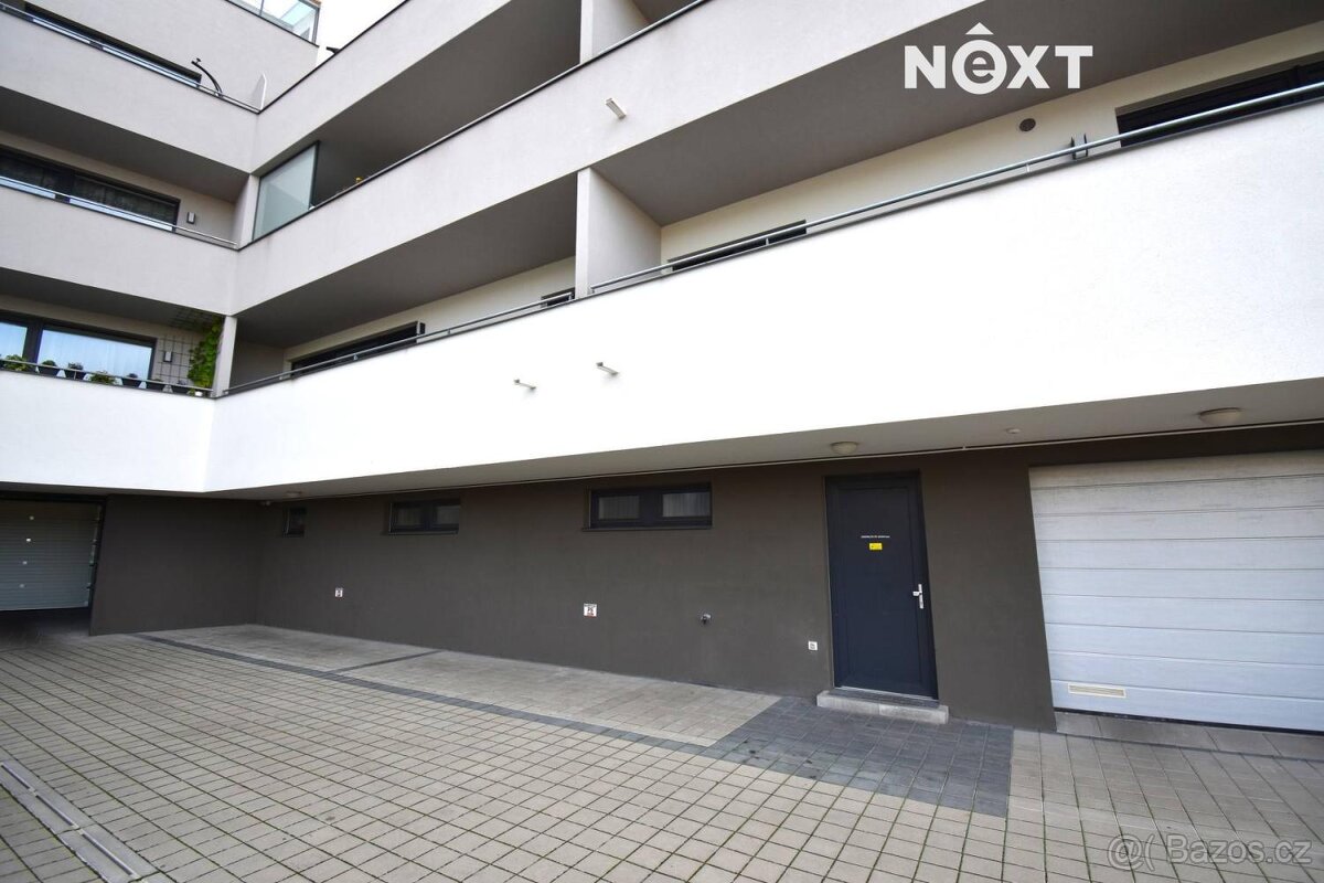 Pronájem komerční Obchodní prostory, 70㎡ - 2