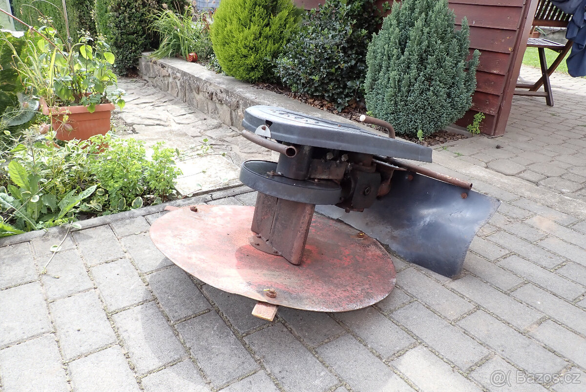 vari - bubnová sekačka Dakr RZS 68-16 + náhradní nože - 2