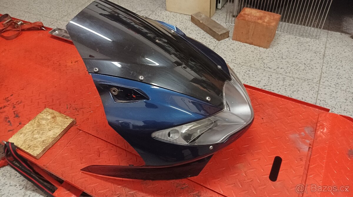 Přední maska komplet (Triumph ST) - 2