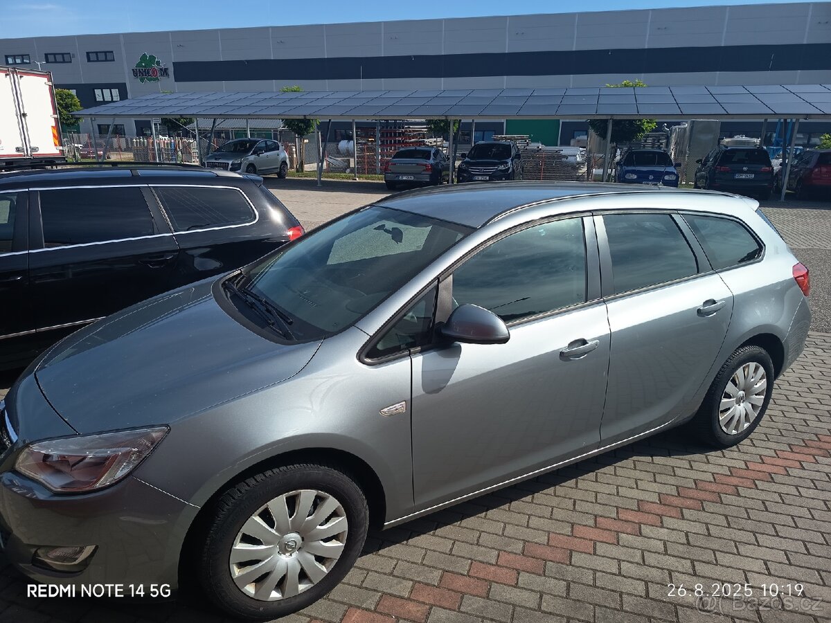Opel Astra 1.4 16v,sports tourer - 2